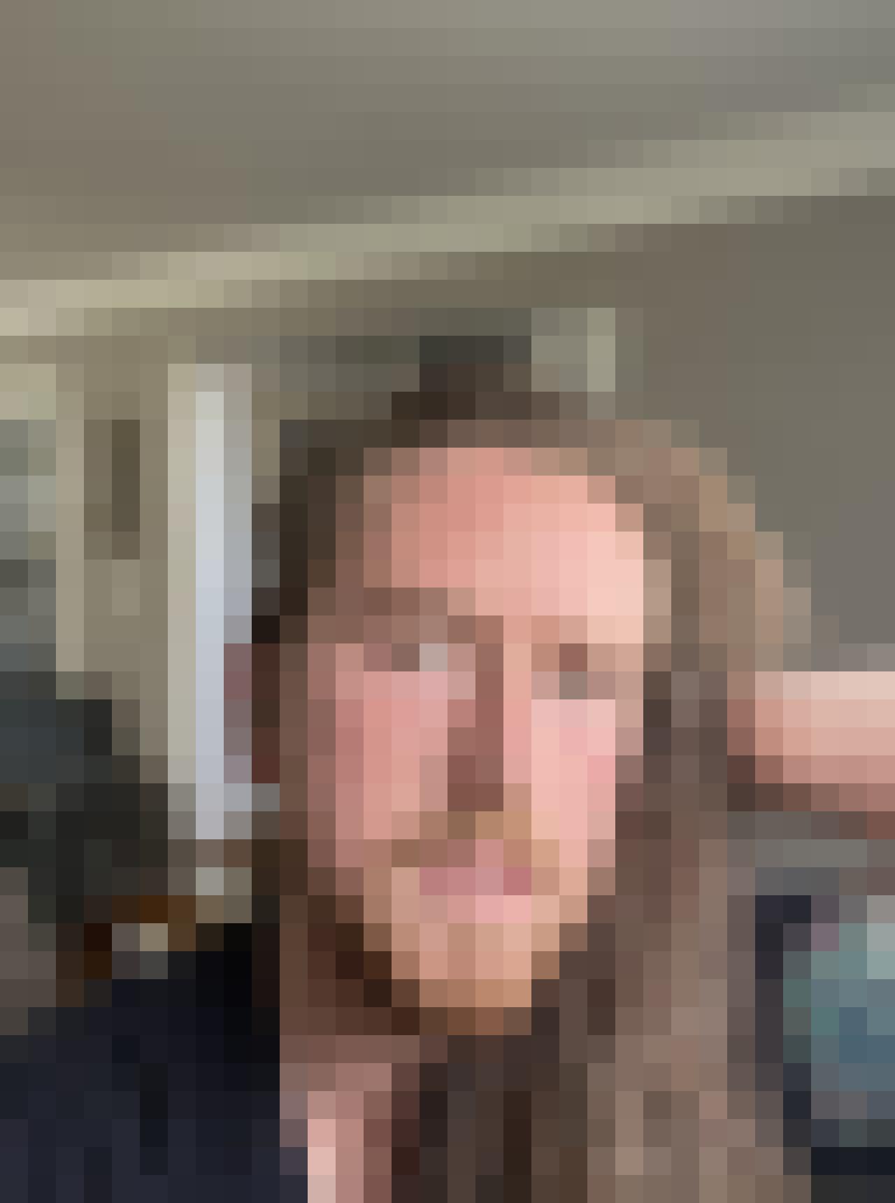 Post media