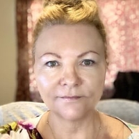 Kristie Landon ♒️🇺🇸 AZ 