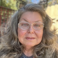 LaVonne Madsen 🇺🇸 SoCal