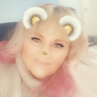 🏴󠁧󠁢󠁥󠁮󠁧󠁿 Helen Smith